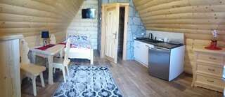 Лоджи Domki Podwiatracze Krajno Pierwsze Двухместный номер с 1 кроватью и собственной ванной комнатой-2